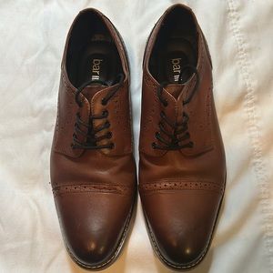 men’s genuine brown leather dress shoes, by Nunn Bush, size 9.5 with comfort gel